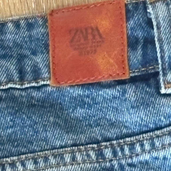 ZARA High Rise Wide Leg Raw Crop - Plaid Detail - Dark Wash Jeans - SZ 0 - Picture 10 of 16